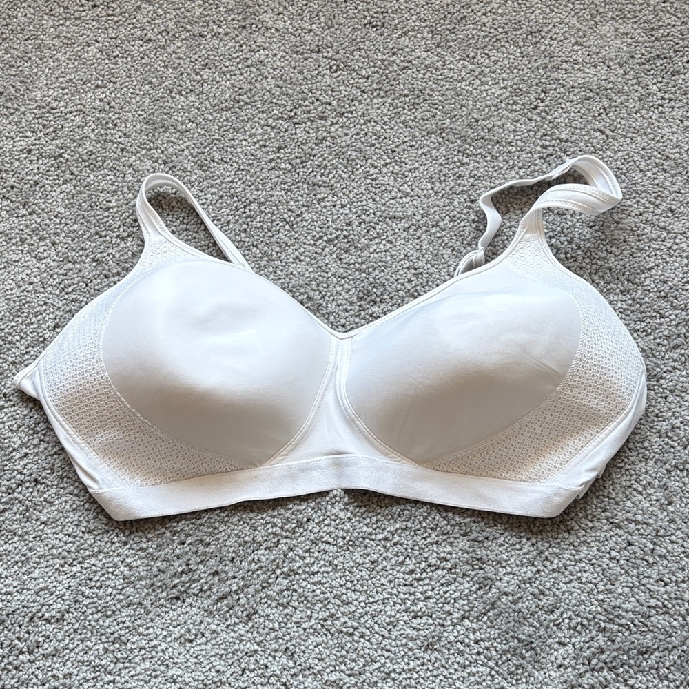 Hanes Classic White Bra